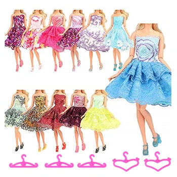 15 adet oyuncak bebek giysileri Set Polyester Peri Koleksiyonu Elbise Mini Rastgele Tarzı Yüksek Topuk Ayakkabı manto askısı Giysi Değiştirmek için Oyun