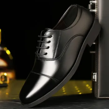 Erkekler için Elbise Ayakkabı Lüks Marka İş Deri Ayakkabı Erkek Rahat Sivri Sosyal Ayakkabı Erkek Spor Rahat Ayakkabılar