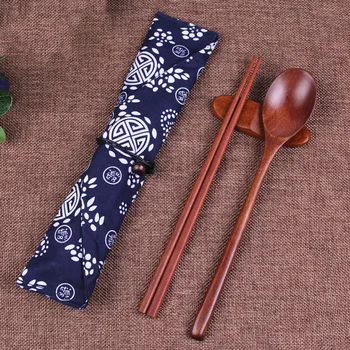 Japon Tarzı ahşap chopstickler kaşık seti Japon Çubuklarını Kaşık Kombinasyonu Açık Seyahat Yüksek Kaliteli Hediye Çubuklarını