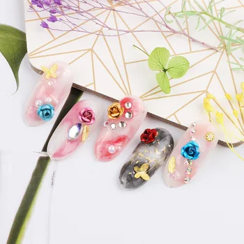 Yeni 1 kutu Renk 3D sevgililer Günü Alaşım Gül Nail Art Manikür Çivi DIY Aksesuarları Tırnak Dekorasyon Charm Tırnak Aksesuarları